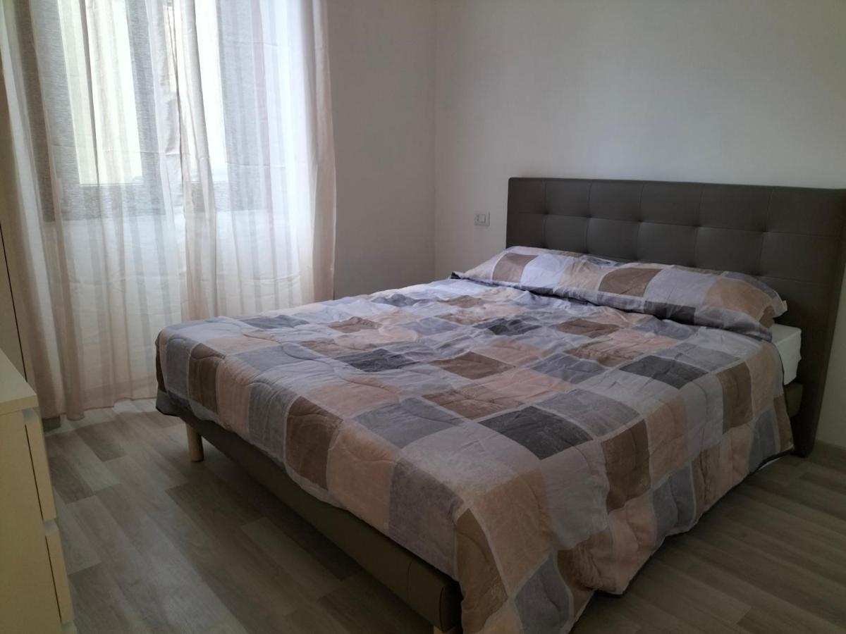 Ferienwohnung Casa Nax Terni Exterior foto