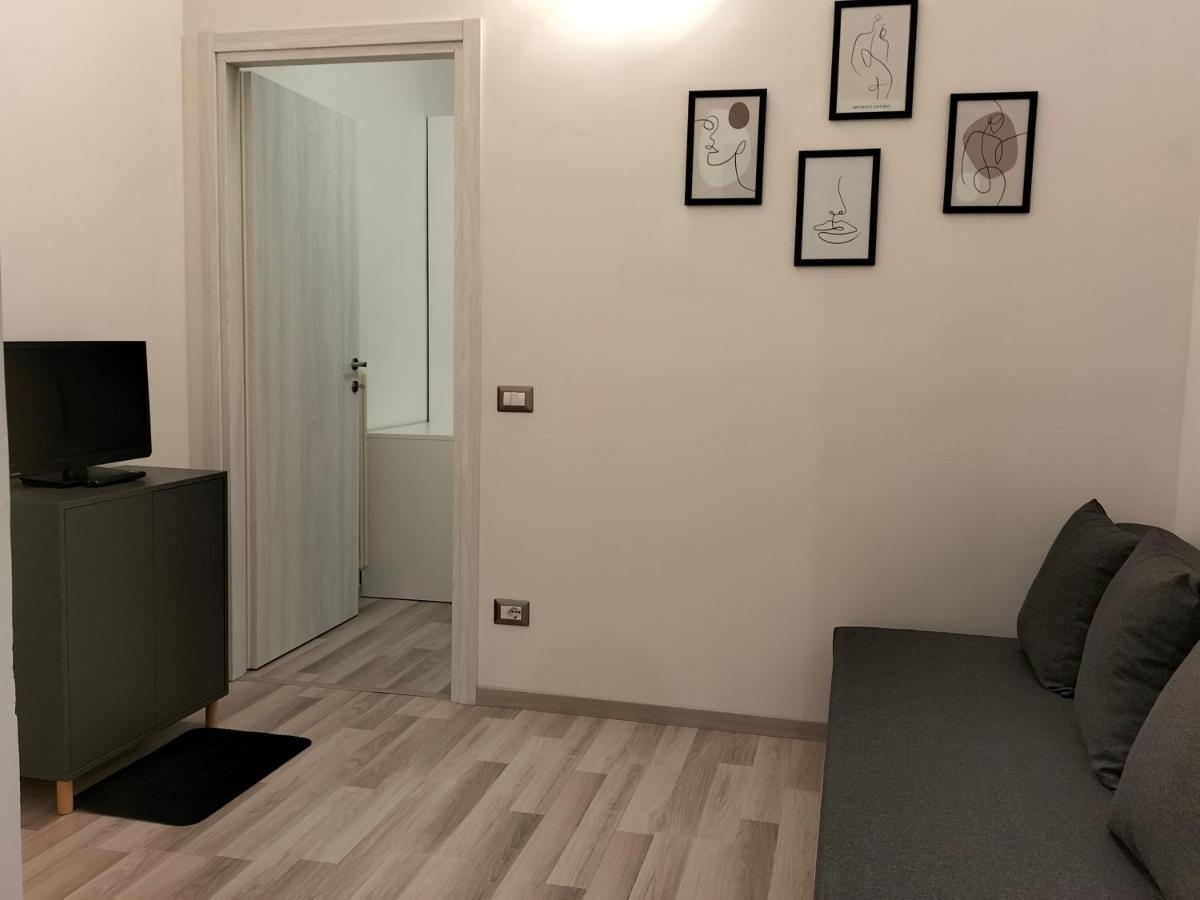Ferienwohnung Casa Nax Terni Exterior foto